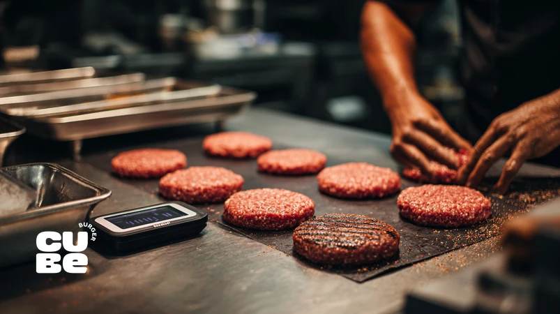 اصول تهیه پتی تازه و روزانه؛ استانداردهای کیوب برای کیفیت یکنواخت و طعم پایدار